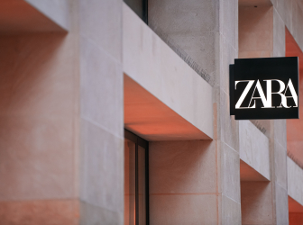 Zara обогнала Nike и стала самым дорогим модным брендом в мире