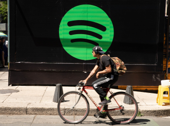 Spotify назвал самых популярных артистов за последние 20 лет