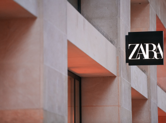 Zara обогнала Nike и стала самым дорогим модным брендом в мире