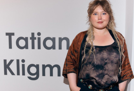 Открытие персональной выставки Tatiana Kligman в галерее La Cotorra: светский Берлин в Валенсии