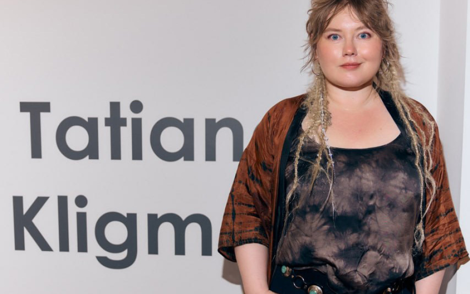 Открытие персональной выставки Tatiana Kligman в галерее La Cotorra: светский Берлин в Валенсии